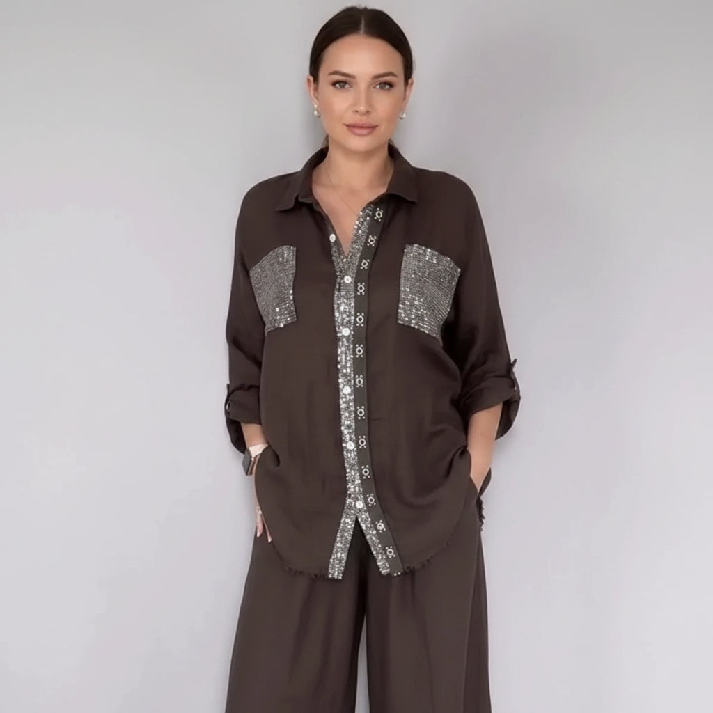New Fashion Casual Women's Set with Pocket Placket and Gold Embellished Round Neck Design 